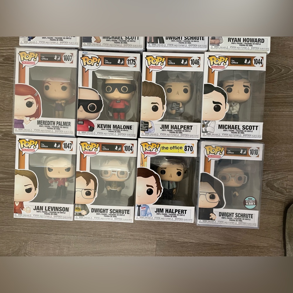 The Office Funko POP Box (16 count) - Picture 3 of 6